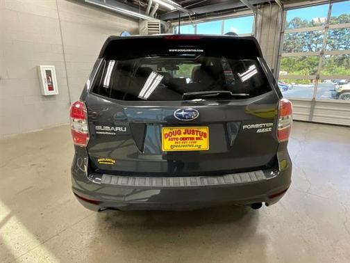 2014 Subaru Forester 2.5i Touring