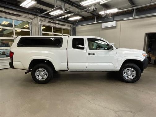 2019 Toyota Tacoma SR