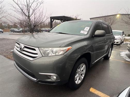 2013 Toyota Highlander Base