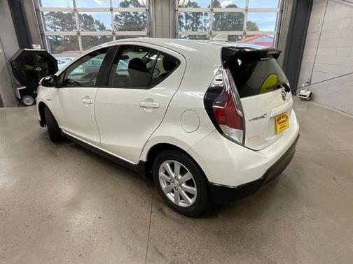 2017 Toyota Prius c Two