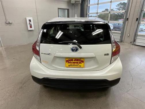 2017 Toyota Prius c Two