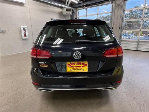 2019 Volkswagen Golf SportWagen TSI S