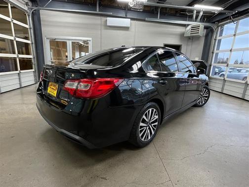 2019 Subaru Legacy Base