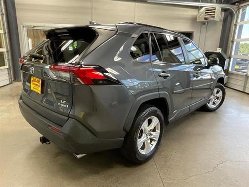 2020 Toyota RAV4 Hybrid LE