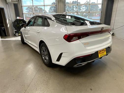 2021 Kia K5 LXS