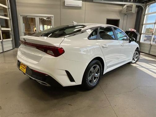 2021 Kia K5 LXS