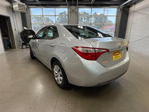 Classic Silver Metallic 2014 Toyota Corolla LE