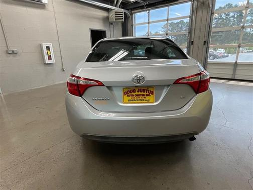 Classic Silver Metallic 2014 Toyota Corolla LE