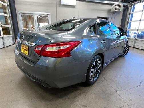 2016 Nissan Altima 2.5 SV