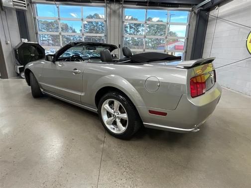2008 Ford Mustang GT Deluxe