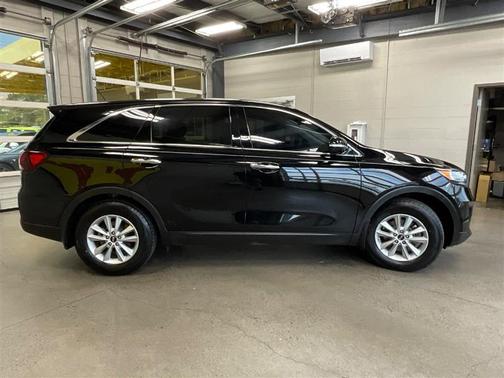 2019 Kia Sorento L