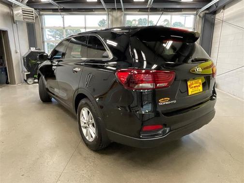 2019 Kia Sorento L