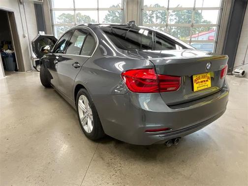 2018 BMW 330 330i