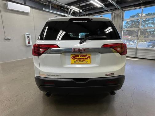 2017 GMC Acadia SLE-2