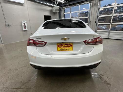 2021 Chevrolet Malibu FWD LT
