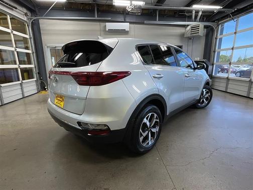 Sparkling Silver 2020 Kia Sportage LX