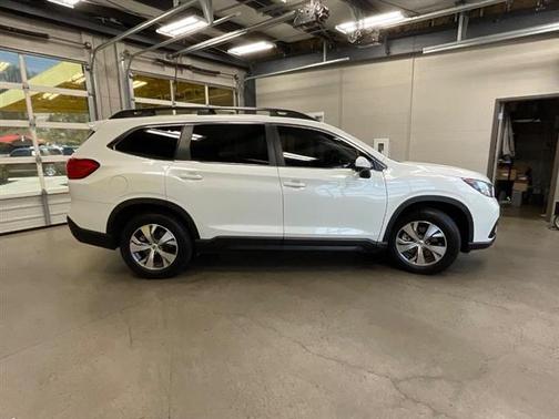 2022 Subaru Ascent Premium 8-Passenger