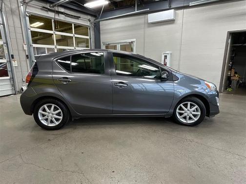 2015 Toyota Prius c Four