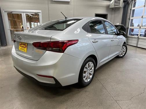 2019 Hyundai Accent SE