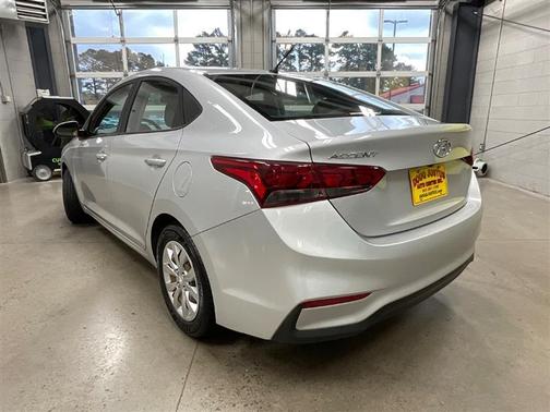 2019 Hyundai Accent SE