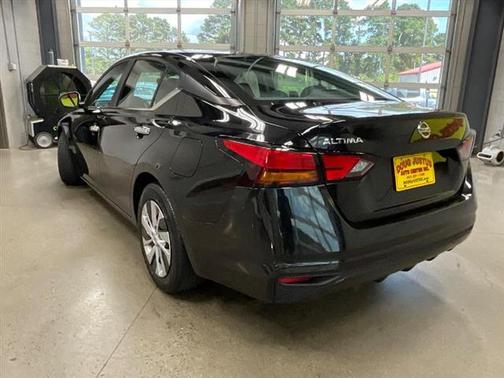 2021 Nissan Altima S FWD