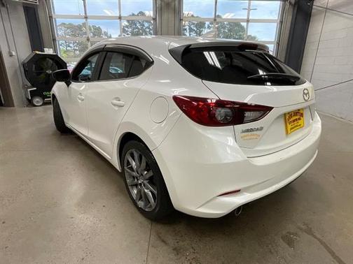 2018 Mazda Mazda3 Touring