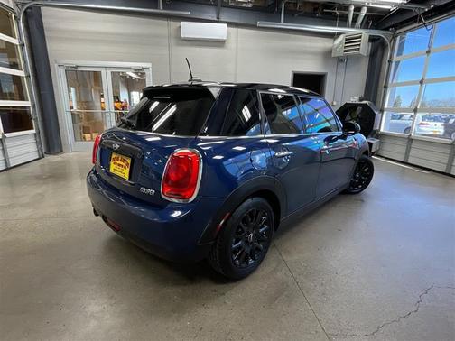 2016 MINI Hardtop Cooper