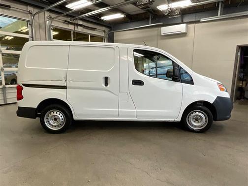 2017 Nissan NV200 S