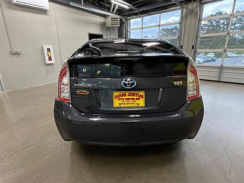 Winter Gray Metallic 2015 Toyota Prius Two
