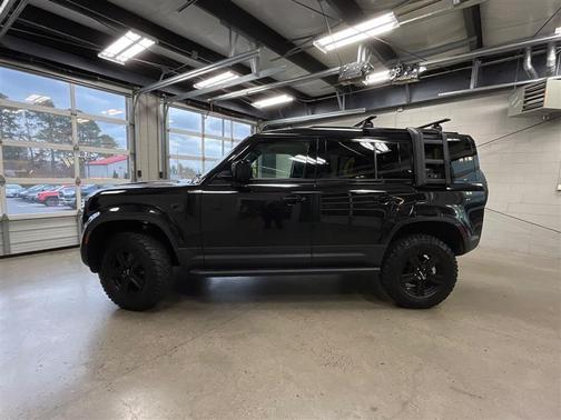 2020 Land Rover Defender 110 S