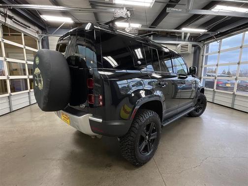 2020 Land Rover Defender 110 S