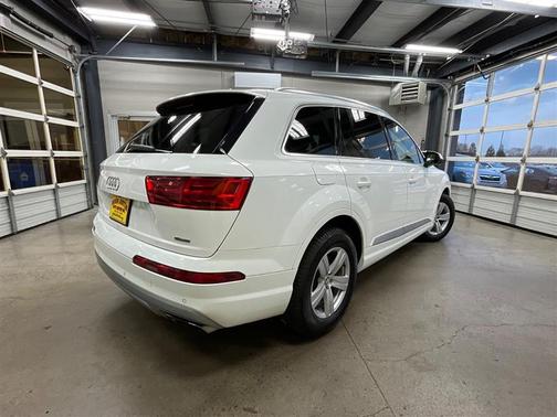 2018 Audi Q7 2.0T Premium Plus