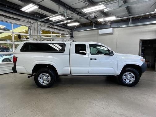 2019 Toyota Tacoma SR