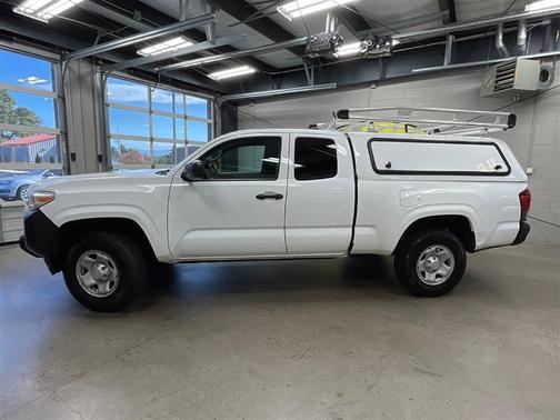 2019 Toyota Tacoma SR