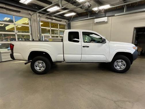 2020 Toyota Tacoma SR