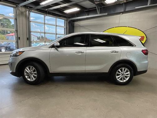 2020 Kia Sorento LX