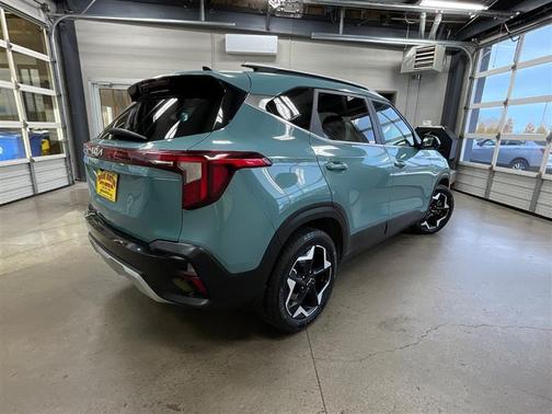 2024 Kia Seltos EX