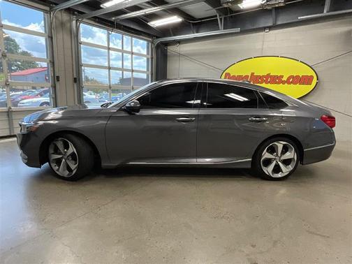 2019 Honda Accord Touring 2.0T