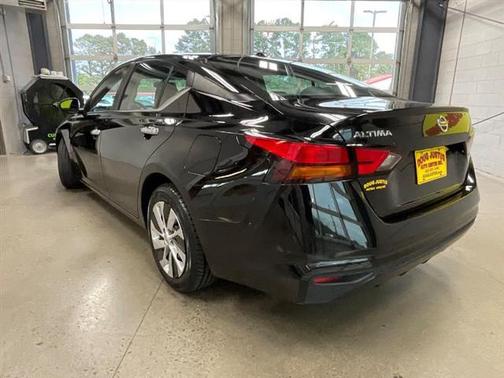 2020 Nissan Altima S FWD