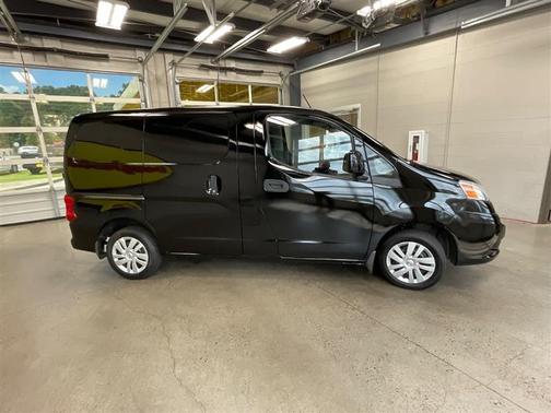 2017 Nissan NV200 SV