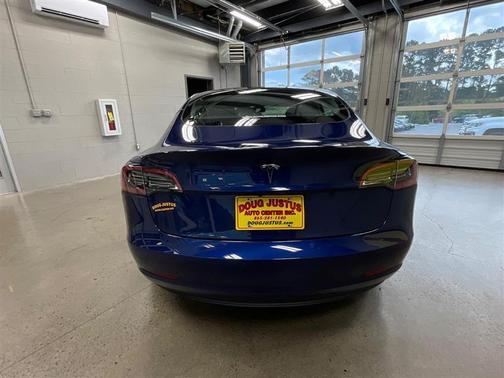Deep Blue Metallic 2023 Tesla Model 3 Standard Range