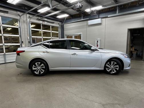 2020 Nissan Altima S FWD