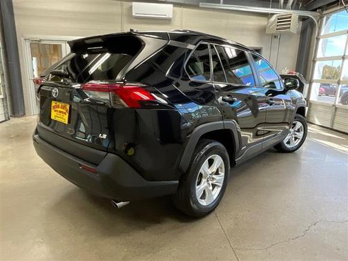 2019 Toyota RAV4 Hybrid LE