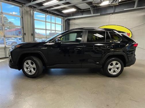 2019 Toyota RAV4 Hybrid LE