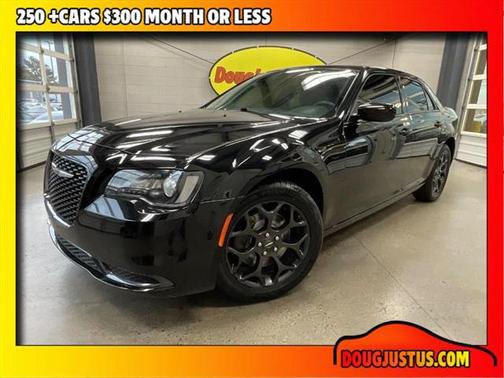 2019 Chrysler 300 Touring