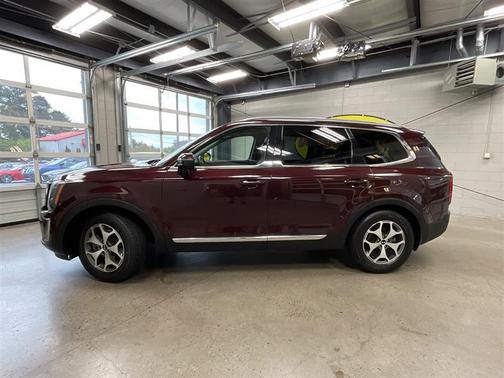 Sangria 2020 Kia Telluride EX