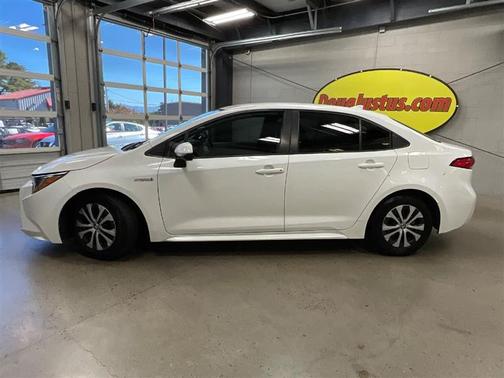 2020 Toyota Corolla Hybrid LE