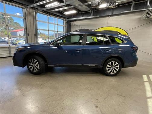 2021 Subaru Outback Base