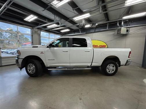 Bright White Clearcoat 2020 RAM 2500 Big Horn Crew Cab 4x4 6'4' Box