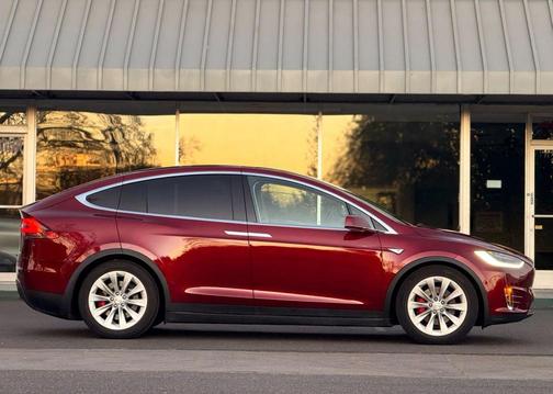 2016 Tesla Model X P90D